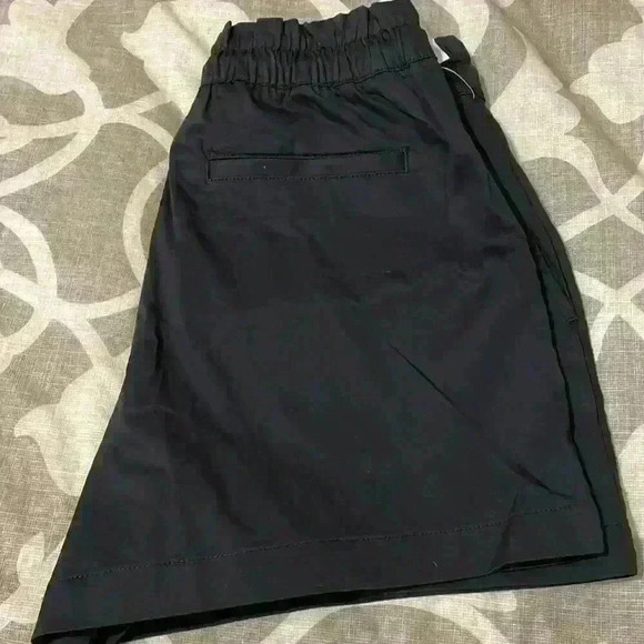 GAP Bungee Pull-On Shorts Black Small - Picture 8 of 10